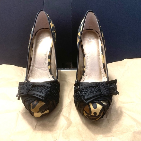 BCBG PARÍS PHYNIA PUMPS LEOPARD PRINT PLATFORMS SZ 8B - Picture 2 of 7